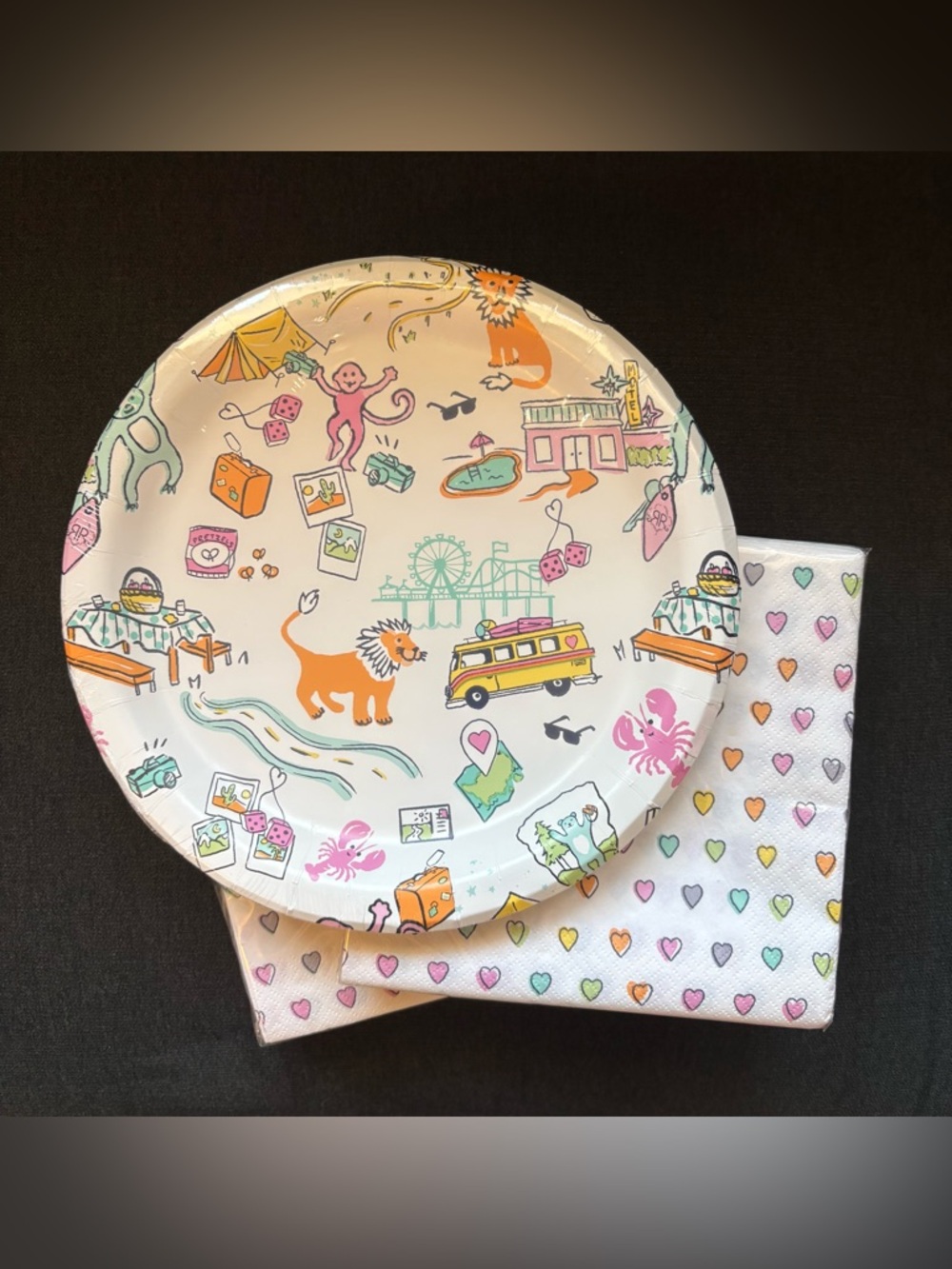 Roller Rabbit x Target 10-count Paper Plates & 60-count Disco Hearts Wave Napkin